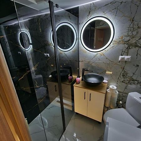 Luxury Aparments Klimatyzacja Z Prywatnym Parkingiem Apartment Radom Ngoại thất bức ảnh