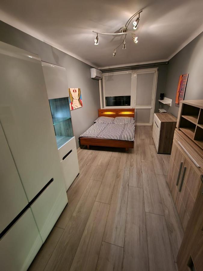 Luxury Aparments Klimatyzacja Z Prywatnym Parkingiem Apartment Radom Ngoại thất bức ảnh
